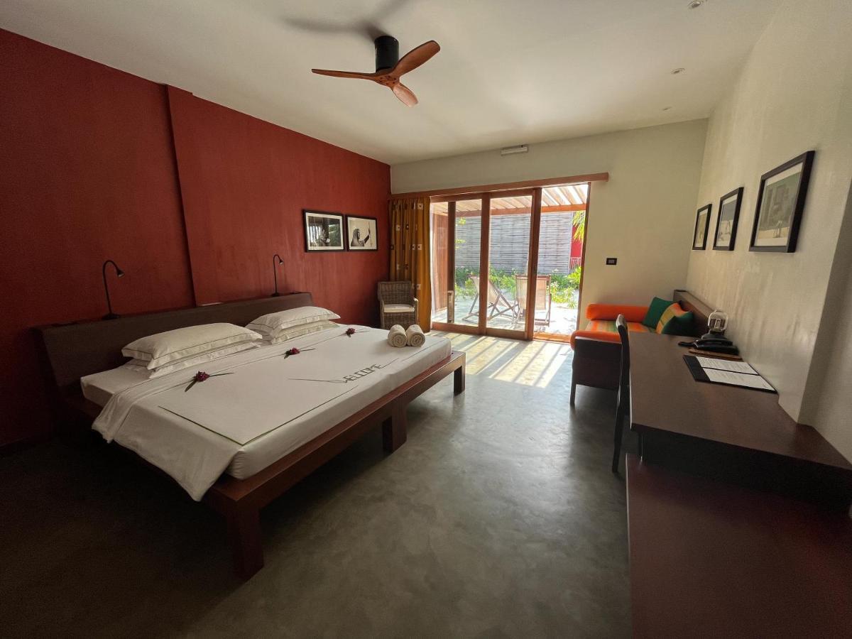 The Barefoot Eco Hotel Hanimaadhoo Island Bagian luar foto