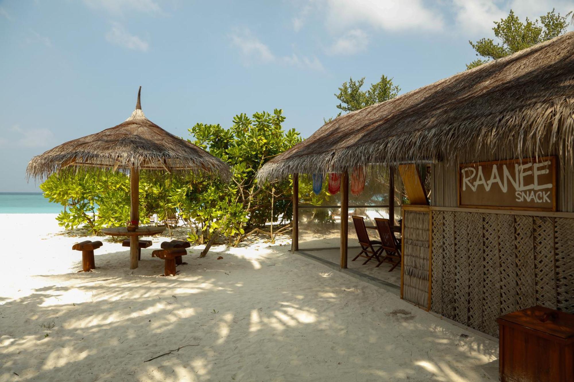 The Barefoot Eco Hotel Hanimaadhoo Island Bagian luar foto
