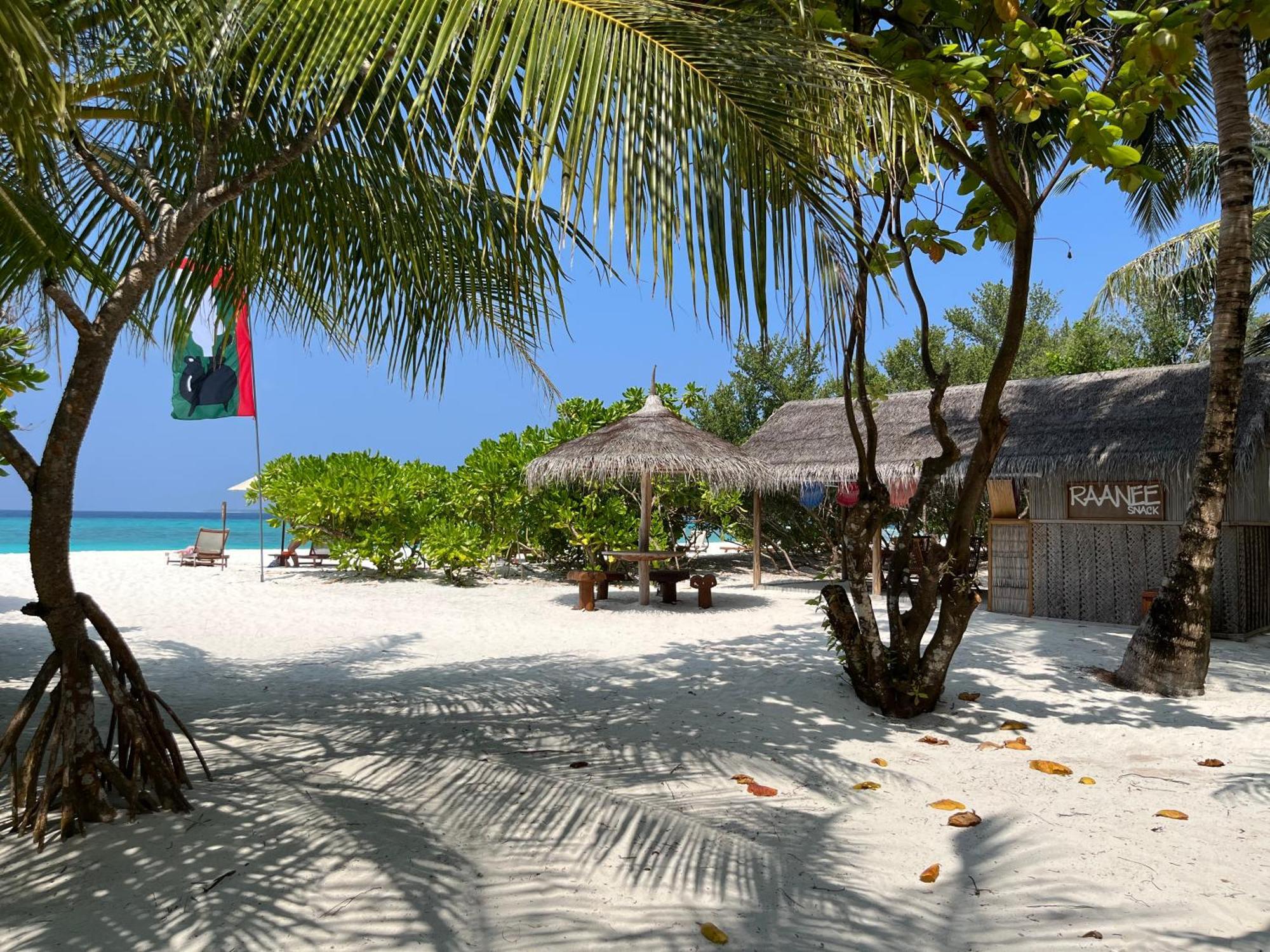 The Barefoot Eco Hotel Hanimaadhoo Island Bagian luar foto