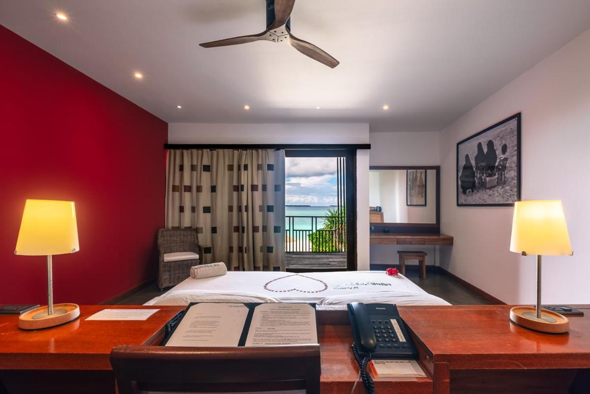 The Barefoot Eco Hotel Hanimaadhoo Island Bagian luar foto